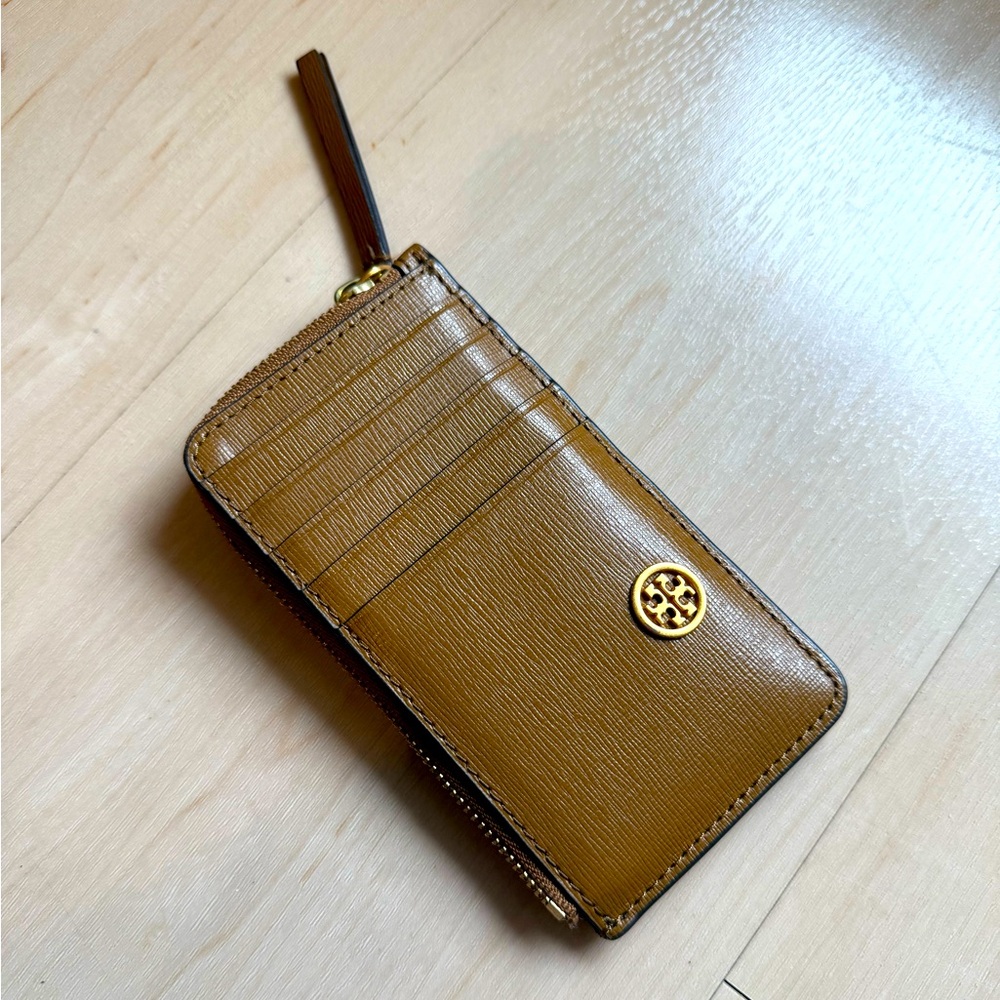Tory Burch Robinson Top-Zip Card Case - Brown